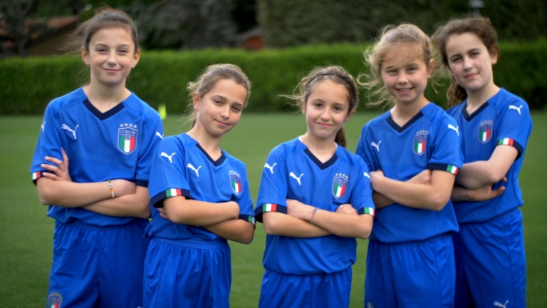 La Serie A femminile professionistica non riesce a decollare: le ragazze del calcio italiano continueranno a fare grandi sogni?